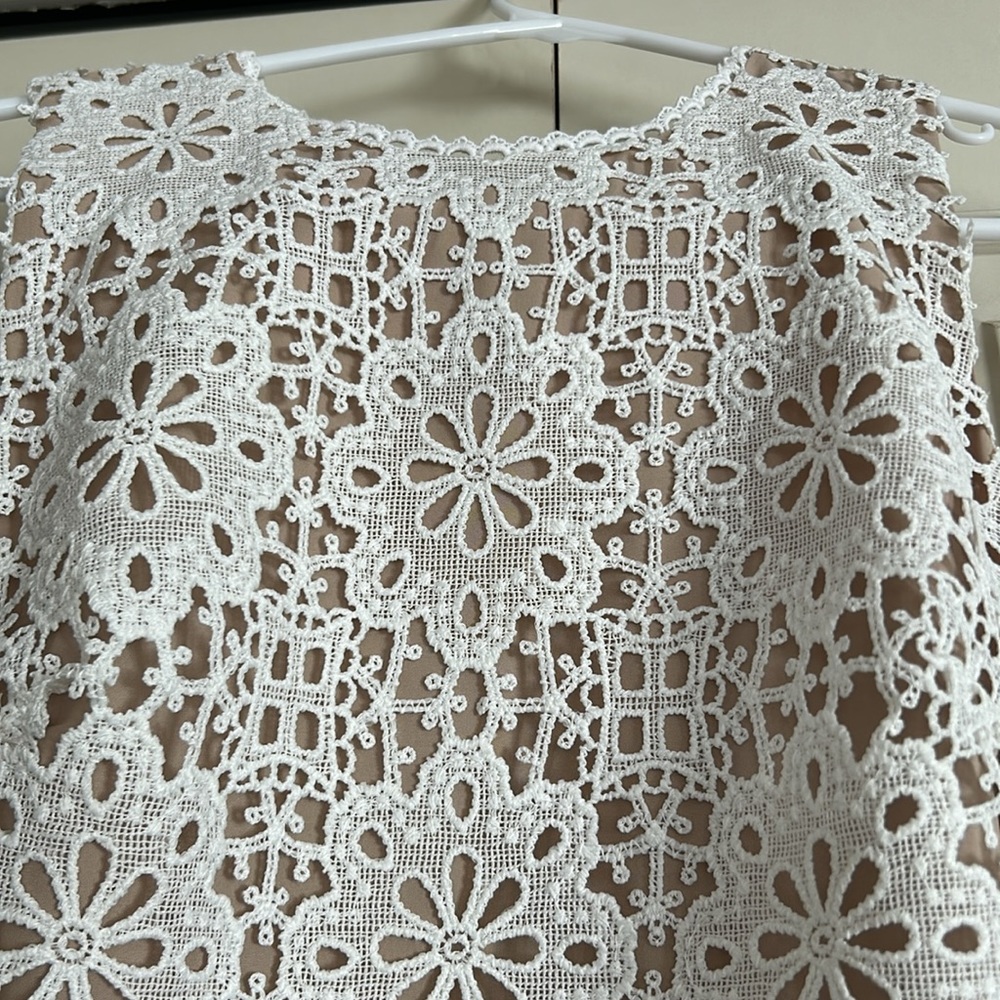 Tommy Hilfiger Lace dress - Picture 2 of 4